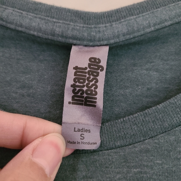 Festive tee - Picture 3 of 4